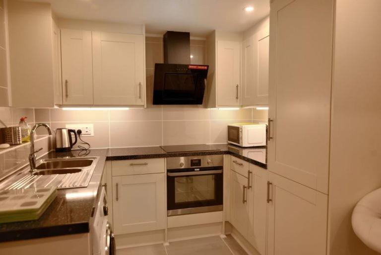 Largigi Offering Two Amazing Panoramic Sea Front Apartments Lyme Regis Exteriér fotografie