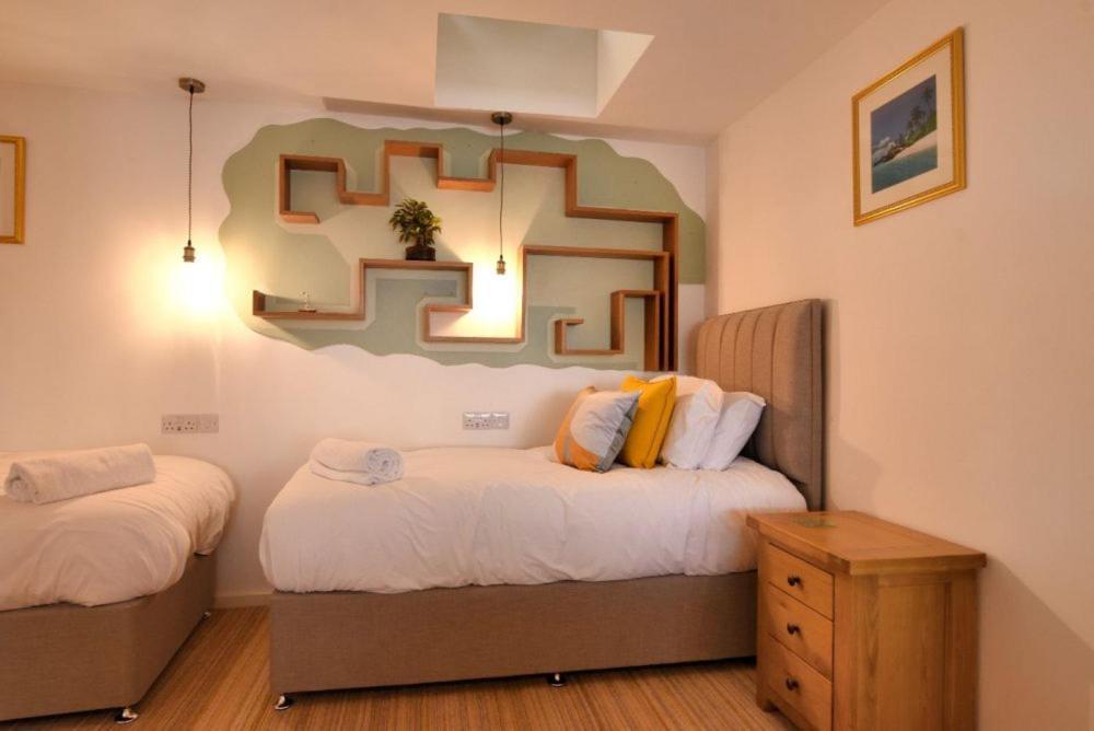 Largigi Offering Two Amazing Panoramic Sea Front Apartments Lyme Regis Exteriér fotografie