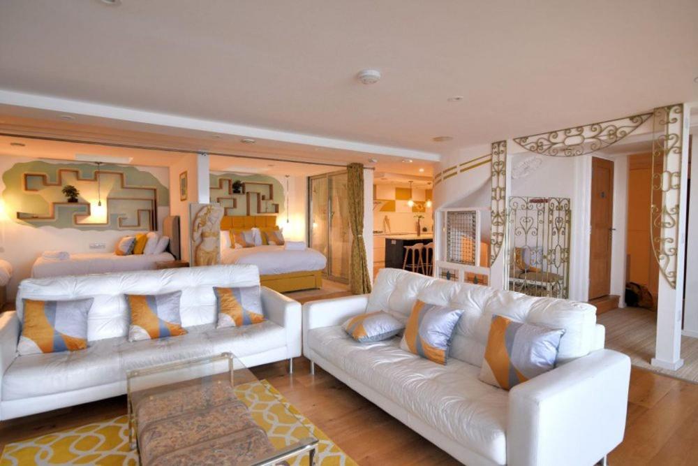Largigi Offering Two Amazing Panoramic Sea Front Apartments Lyme Regis Exteriér fotografie